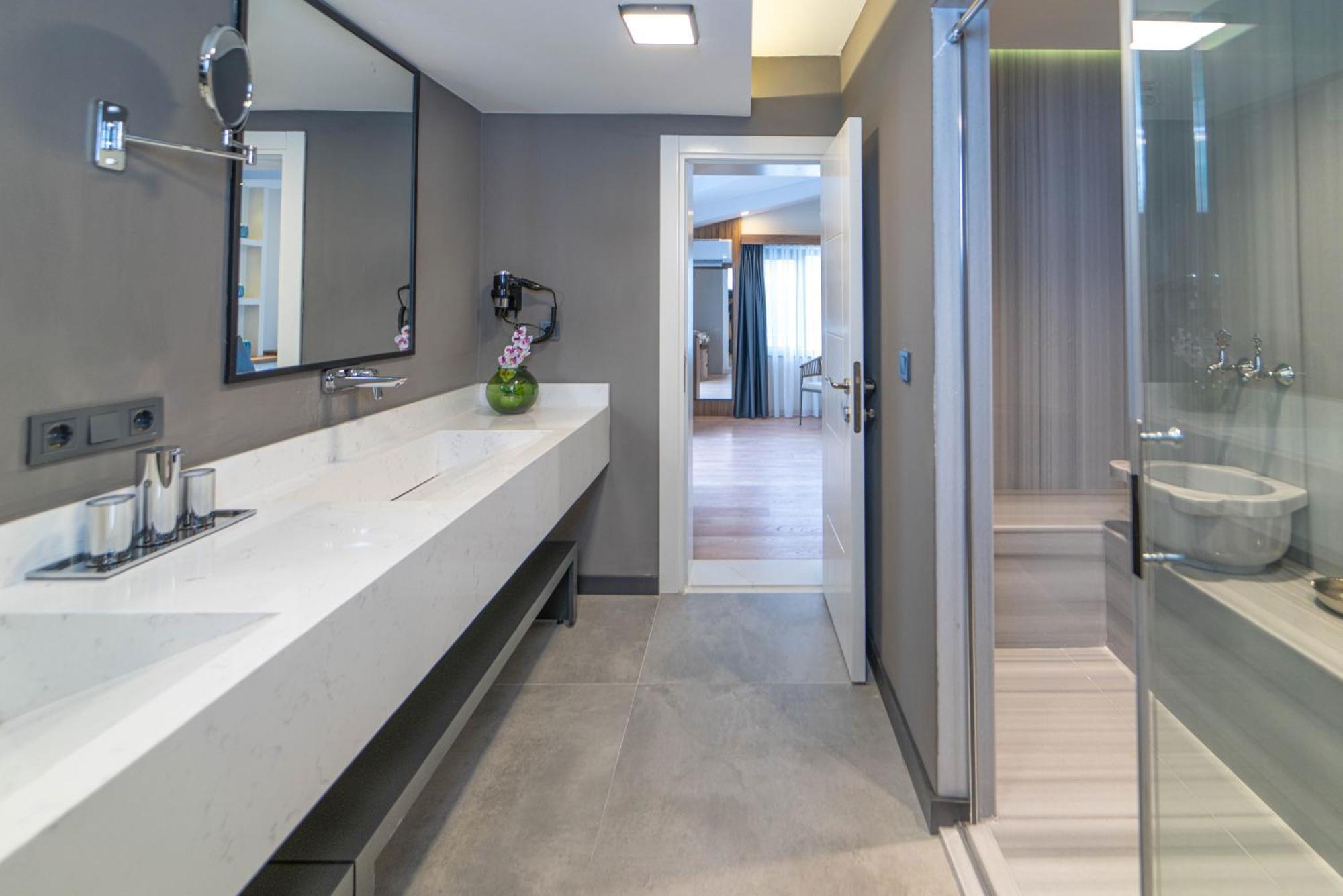 Deniz Boutique Hotel Анталия Екстериор снимка