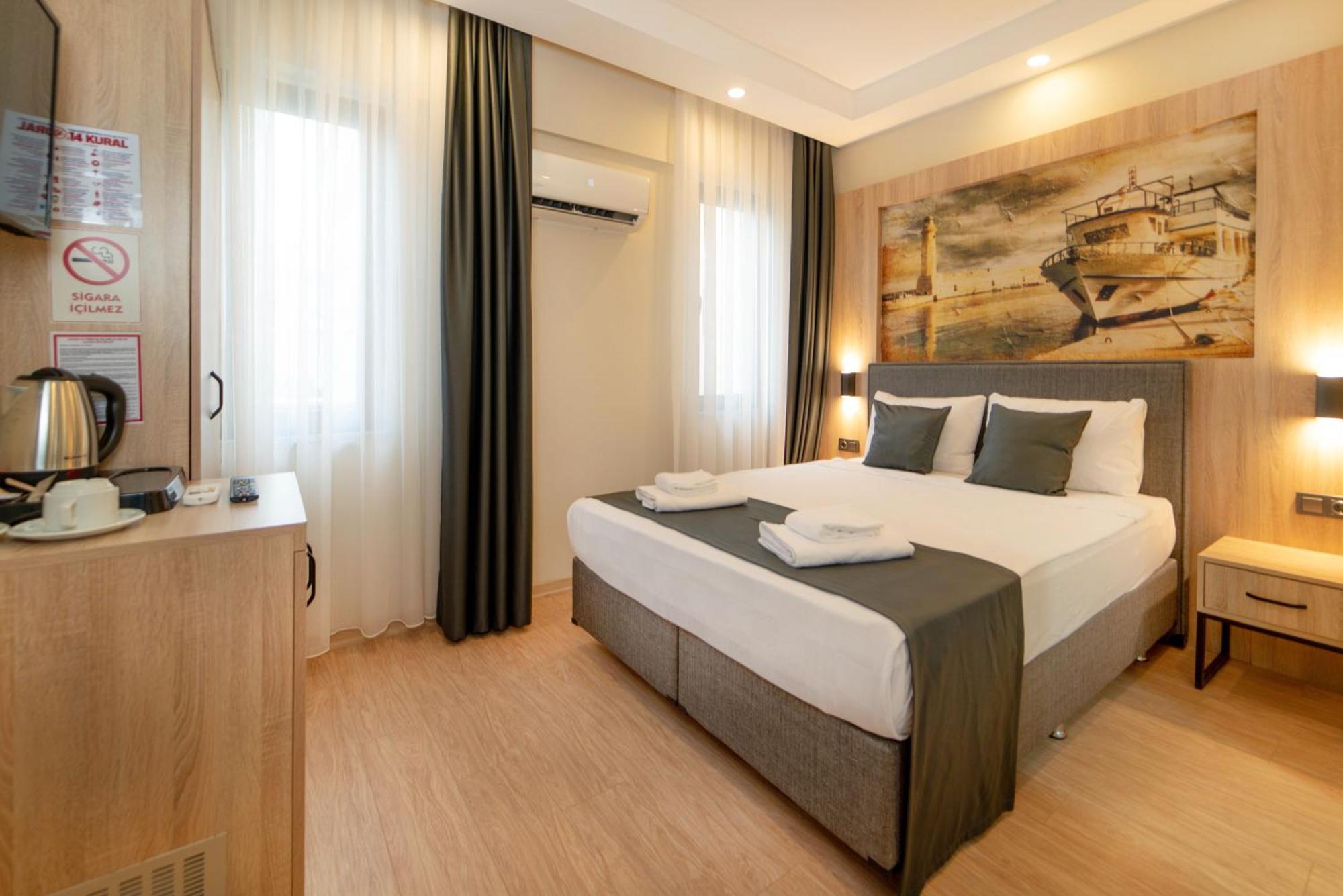 Deniz Boutique Hotel Анталия Екстериор снимка
